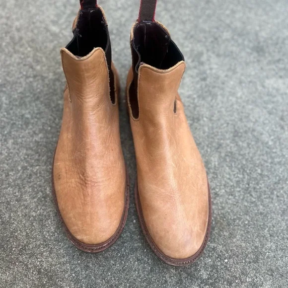 Allen Edmonds Brown Chelsea Boots 13 - Picture 4 of 11